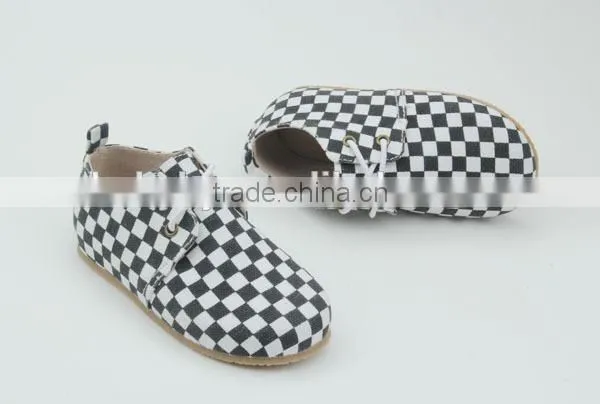 2012 Newest Sneaker Wholesale photo-3