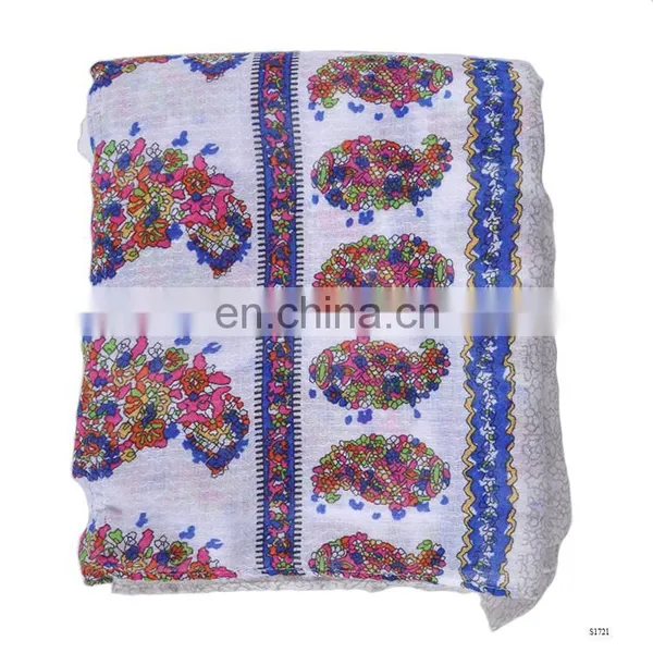 2017 Spring Summer Latest Scarf Designs Floral Scarf photo-3