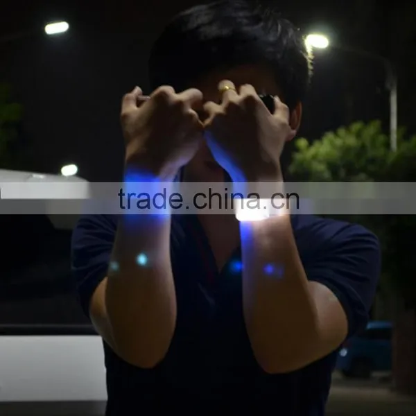 2016 Music Activated Sound Control Led Flashing Bracelet Light Up Bangle Wristband Night Club Activity Party Bar Disco Cheer photo-2