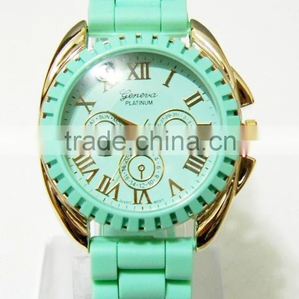 Vogue Fashion Red Geneva Watch, Rose Gold Plated Three Eyes Silicone Watch, Charming Vogue Quartz Lady Watch photo-3