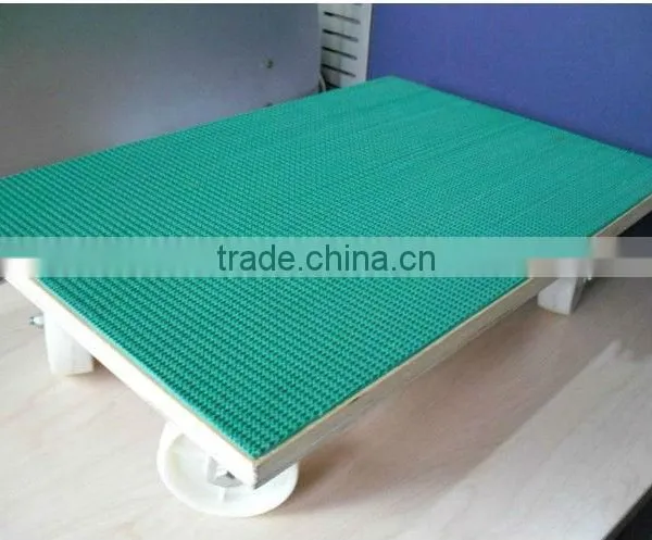 Furniture non-slipping wooden dolly