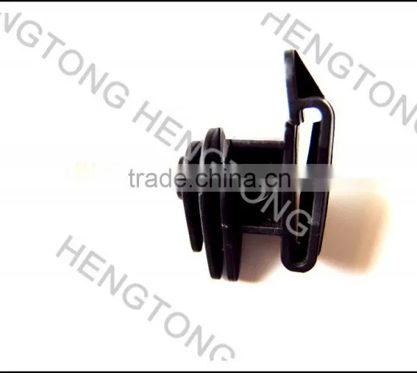 Polytape Insulator For Wood Post Electric Fence photo-4
