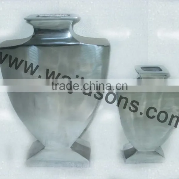 Vintage Christmas Metal Flower Vases/ Flower Vase for Garden photo-3