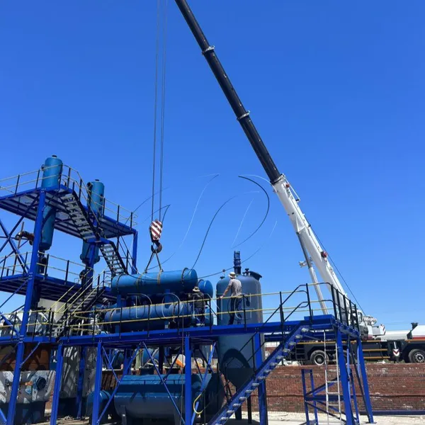 Latest Technology Waste Motor Engine Oil Distillation Machine Refine Pyrolysis Oil to Diesel With Solid Catalyst Design photo-3