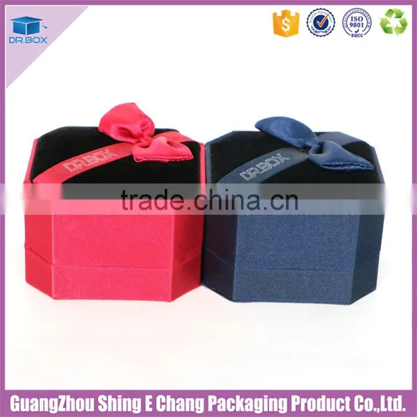 Good China Wholesaler Synthetic Paper Wedding Boxes Design photo-2