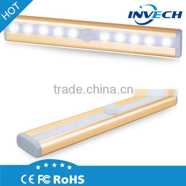 Cheap Battery Operated LED Wardrobe Light Sensor Light for Closet Hanging Rail With Transformer photo-4