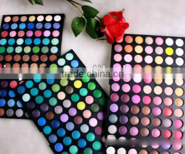 Hot Selling 252 Color Eyeshadow Palette Makeup Palette Fashion Eye Shadow
