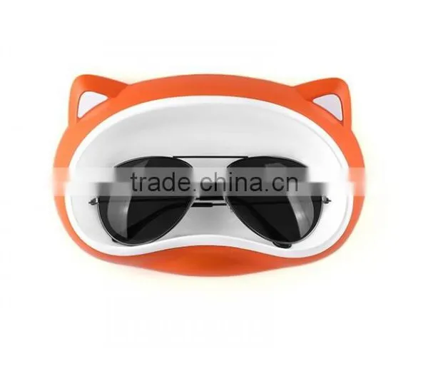 Raccoon Wall Container