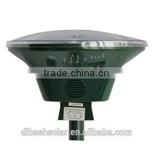 Outdoor Eco-Friendly Solar Power Ultrasonic Safe Harmless PIR Ultrasonic Bird Repeller photo-3