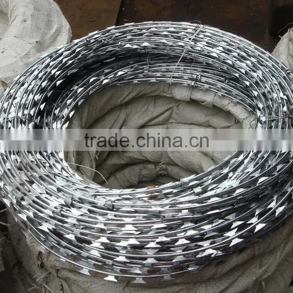 High Quality Concertina Wire Razor Barbed Wire With Factory Price photo-2