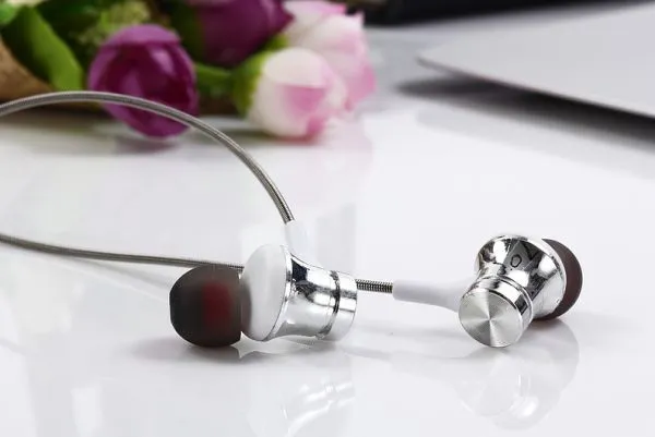 Ufeeling U-30 Metal Spring Listening Bass Android Computer Mobile Phone Games in General and Intercom Earphone Headset photo-2