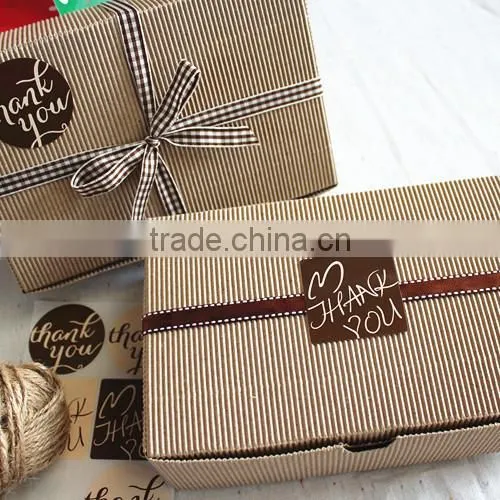 White Papercard Decorative Bowknot Printing Color Gift Box With Design Logo Made in China photo-2