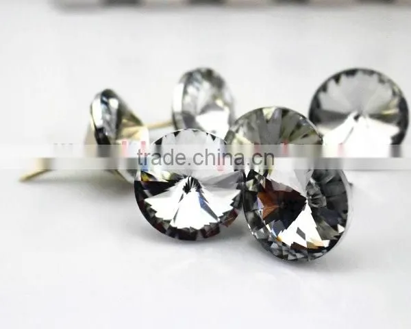 Used Clothing Cheap Furniture Accessory Crystal Nail Button photo-3