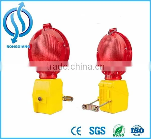 Flashing Road Safety Barricade Solar Warning Light for Sale photo-5