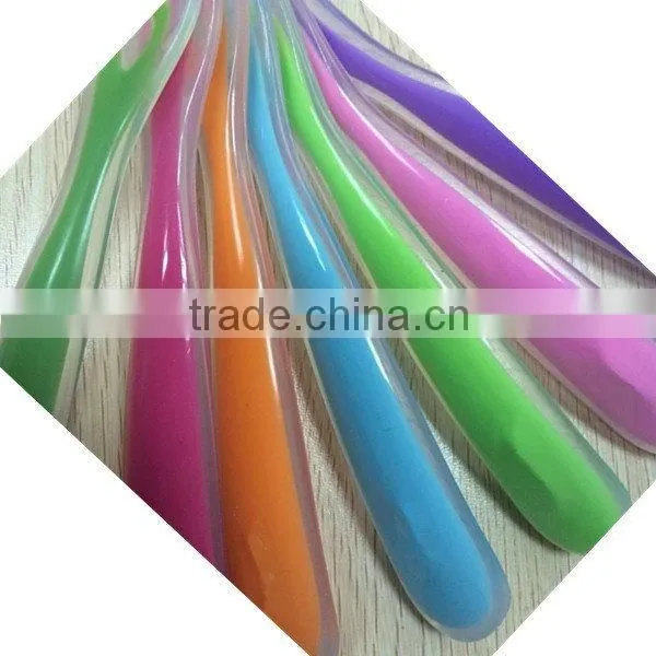 Bottom Price Hot-sale Food Grade Durable Silicone Baby Spoon photo-3