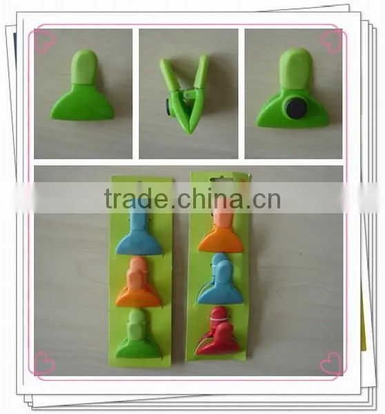 Magnetic Plastic Paper Clip With Diffierent Colors photo-4