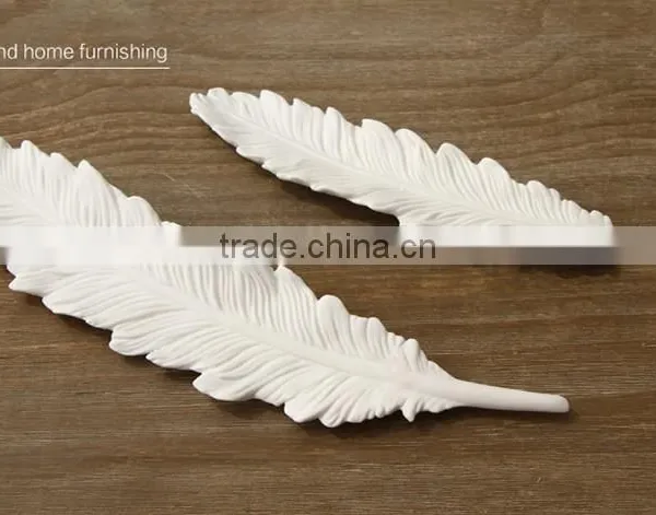 White Ceramic Pen Container for Decoration photo-3