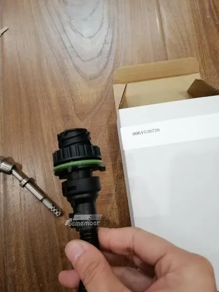 OE Member A0061530728 0061530728 Truck Temperature Sensor Exhaust Gas Temperature Sensor EGT Sensor For BENZ photo-5