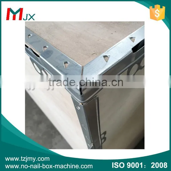 Collapsible Plywood Box With Four Parts