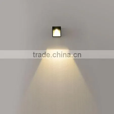 High Power Outdoor Round LED Wall Lamp photo-4