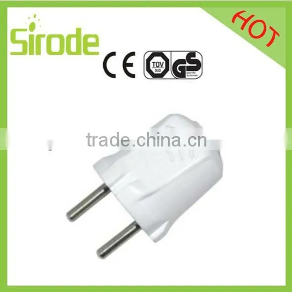 7101-23 Compact Universal Plug Adaptor