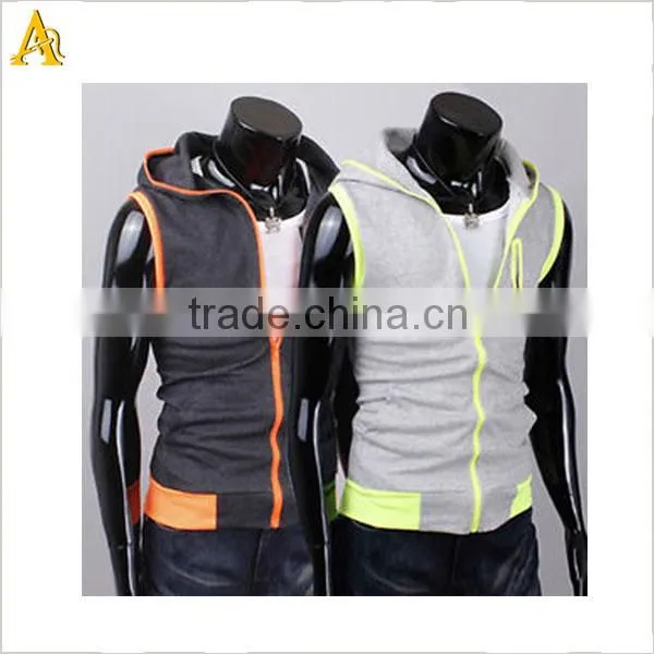 Sleeveless Hoodie in 100% Cotton for Man photo-2