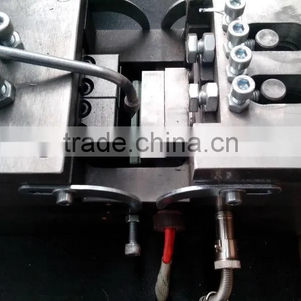 Automatic Plastic Shoe Lace Tipping Machine for Shoe Lace and Hand Bag Lace photo-4