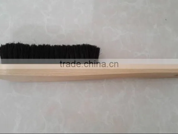Natural Color Beechwood Brim Brush photo-6