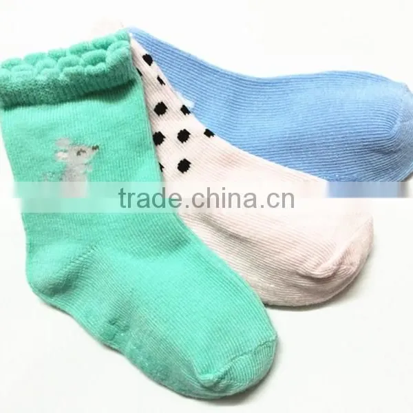 Hot Sale Fashion Great Lovely Design Warmly Material Baby Sock photo-3