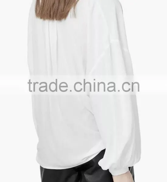 Runwaylover EY2356B Hot Sale 2017 Ladies Elegant Stand Collar Loose Blouse photo-2