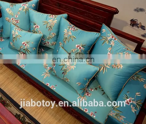 Embroidered New Custom Design Cushion photo-5