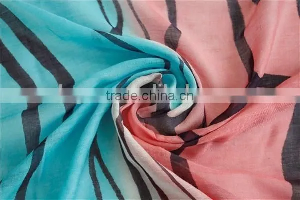 Soft and Light Printed Modal Scarf photo-5