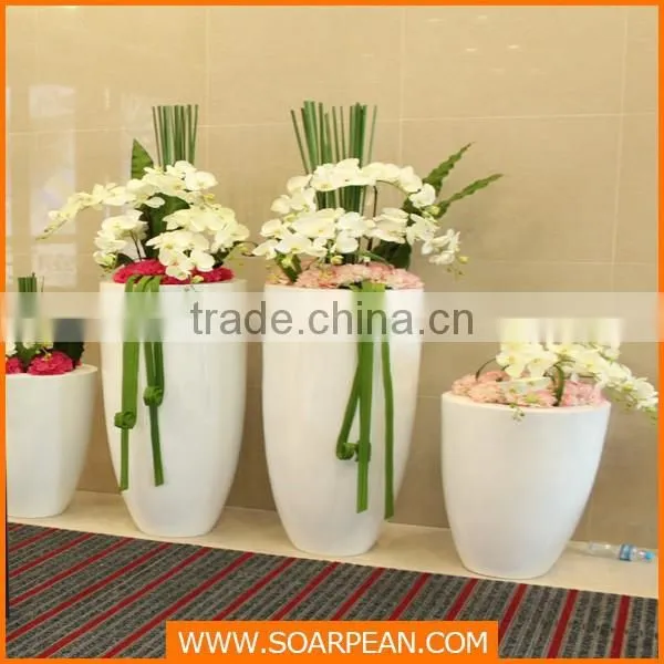 Customized Decorative Large Fiberglass Flower Vase photo-2