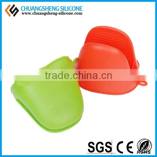 Oven Used Silicone Anti-hot Clips photo-3