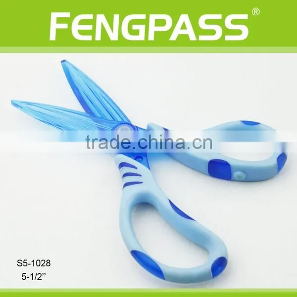 S5-1028 5.5 Inch Plastic Blades Craft Scissors photo-2