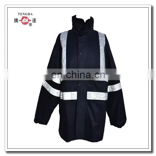 190T Polyester Pongee Raincoat With Prismatic Reflective Strips