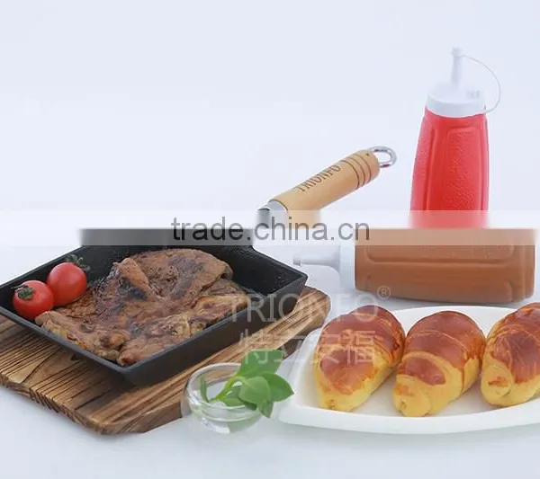 TRIONFO Pre-seasoned Mini Cast Iron Tamayoyaki Pan With Wooden Handle photo-5