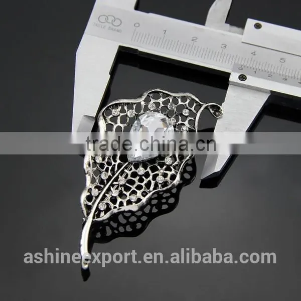 Exquisite Fashion Beautiful Hollow Leaf Shape Crystal Rhinestone Brooch/handmade Rhinestone Brooch photo-2