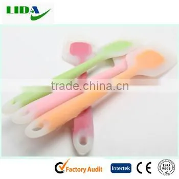 2 Colors Perfect Beautiful Design Flexible Translucent Silicone Spatula KIT307 photo-3