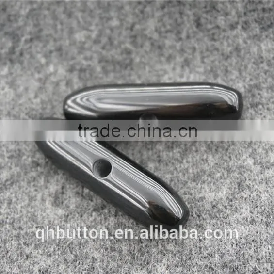 RESIN SIGLE HOLE BAR TOGGLE BUTTON FOR GARMENT photo-3