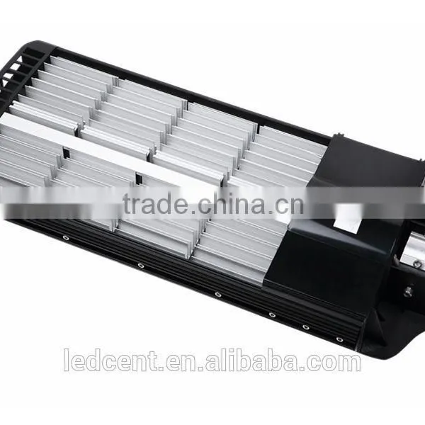 Acid Washing and Spraying Plastic Housing 200w China Led Street Light photo-6