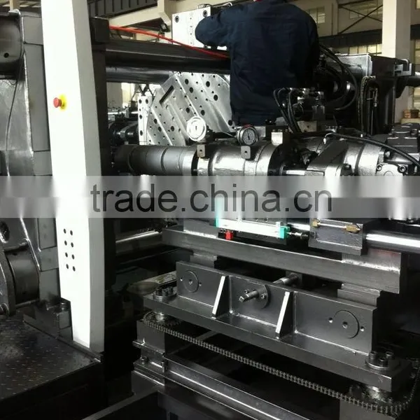 Double Color Injection Molding Machine photo-2