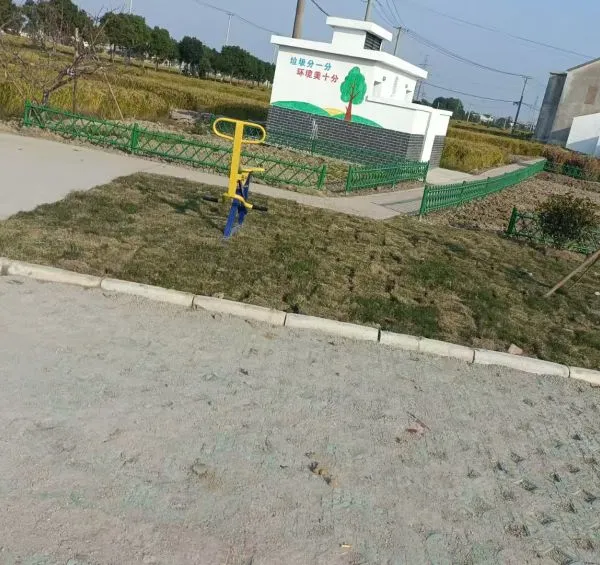 Cylindrical Imitation Bamboo Fence for Lawn and Cross Railing photo-4