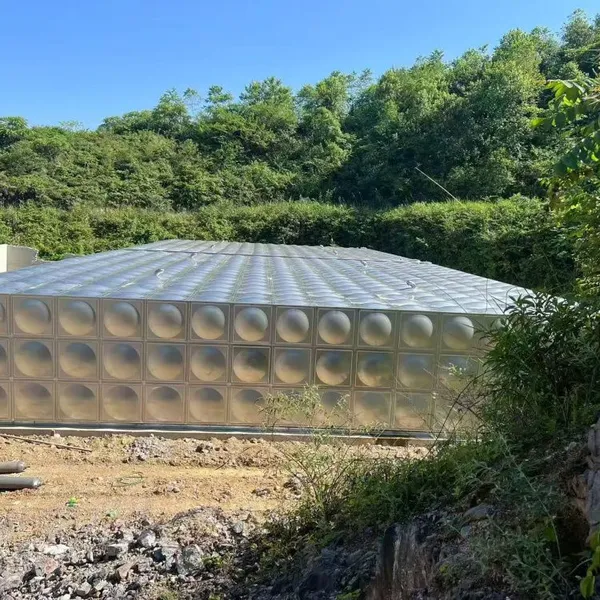 Réservoir d'eau à panneaux boulonnés en acier inoxydable SS304 haute performance pour le stockage d'eau en salle de sport