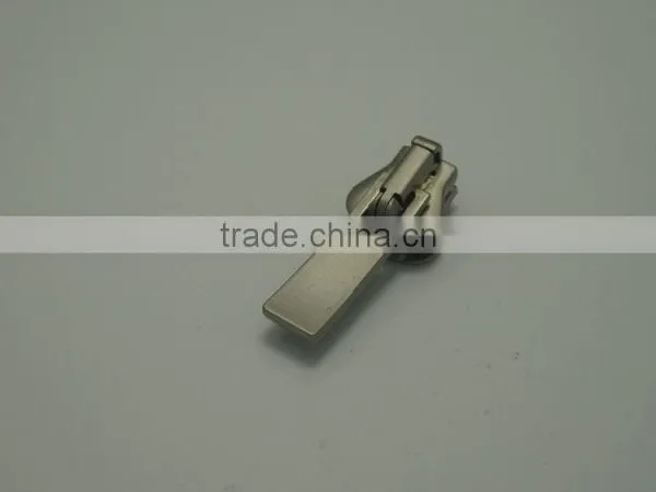 Single Lock OEM Price Zipper Slider for Luggage photo-4