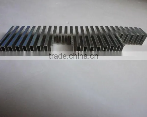 Aluminum Pin Fin With Threaded Standoffs Designed to Mount a Fan Foled Aluminum Fin photo-3
