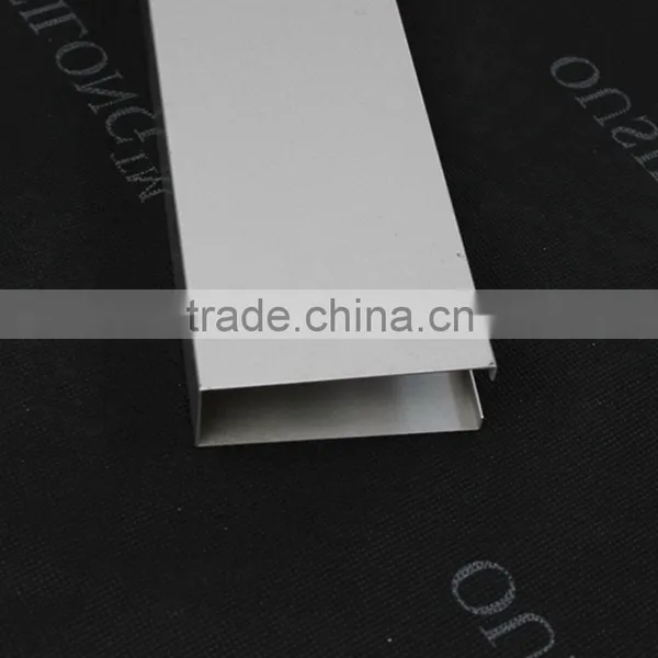 ISO Certificated Lightweight Ceiling Aluminum Suspended Slat Ceiling Material photo-3