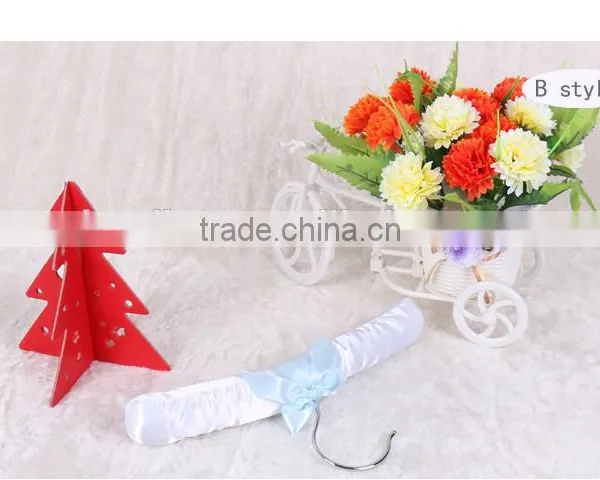 Delicate Design Ribbon Dog Clothes Hanger Bracket Wholesale photo-5