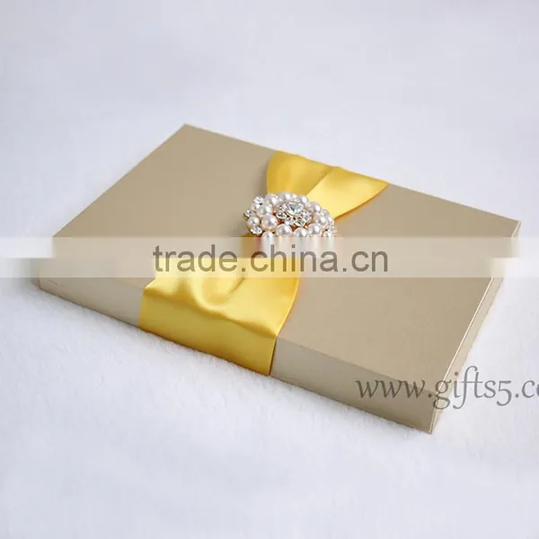 Gorgeous Silk Box Wedding Invitations Card Box Wholesale photo-2