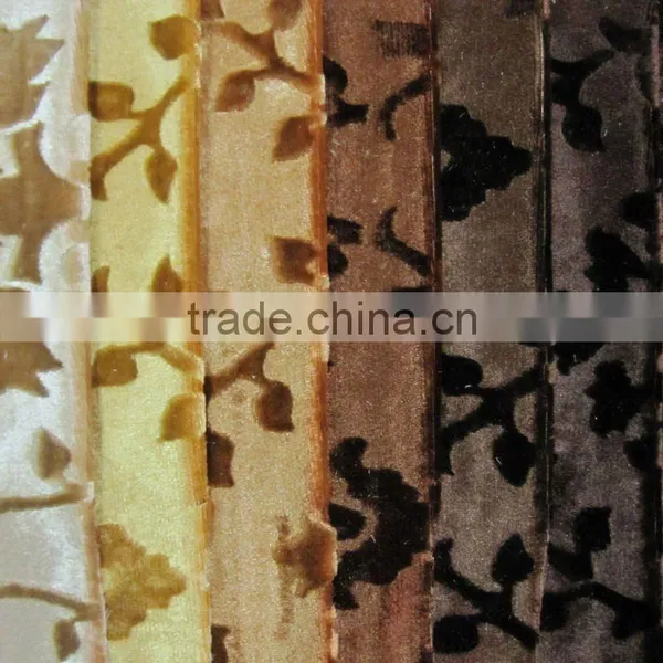 100% Polyester Embossed Sofa Velvet Fabric photo-2